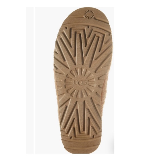 UGG Lanah Clog - Picture 7 of 12